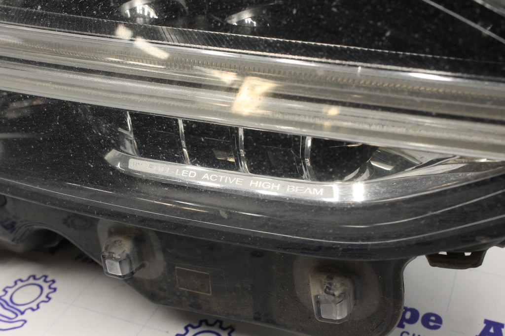 Фара передняя правая Volvo S90 16- Inscription FULL LED (02) сетка на стекле — фото 3
