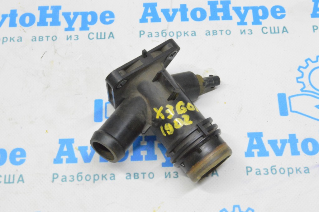 Фланец системы охаждения BMW X3 G01 18- 3.0 (02)
