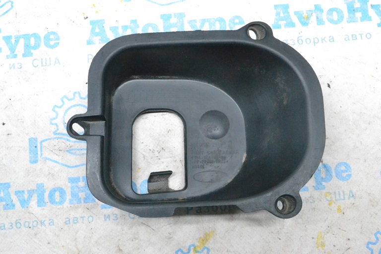 Фланец системы охлаждения Ford C-max MK2 13- 3 выхода