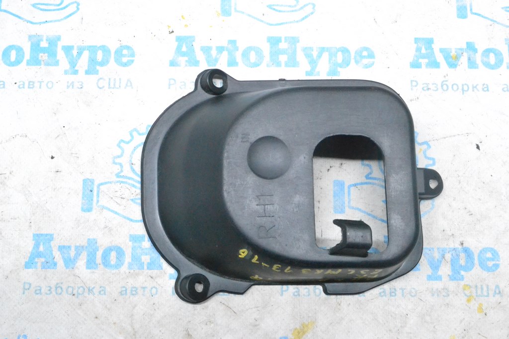 Фланец системы охлаждения Ford C-max MK2 13- 3 выхода — фото 2