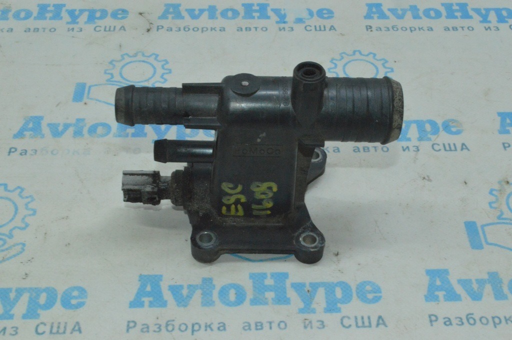 Фланец системы охлаждения Ford Escape MK3 13-16 2.0T