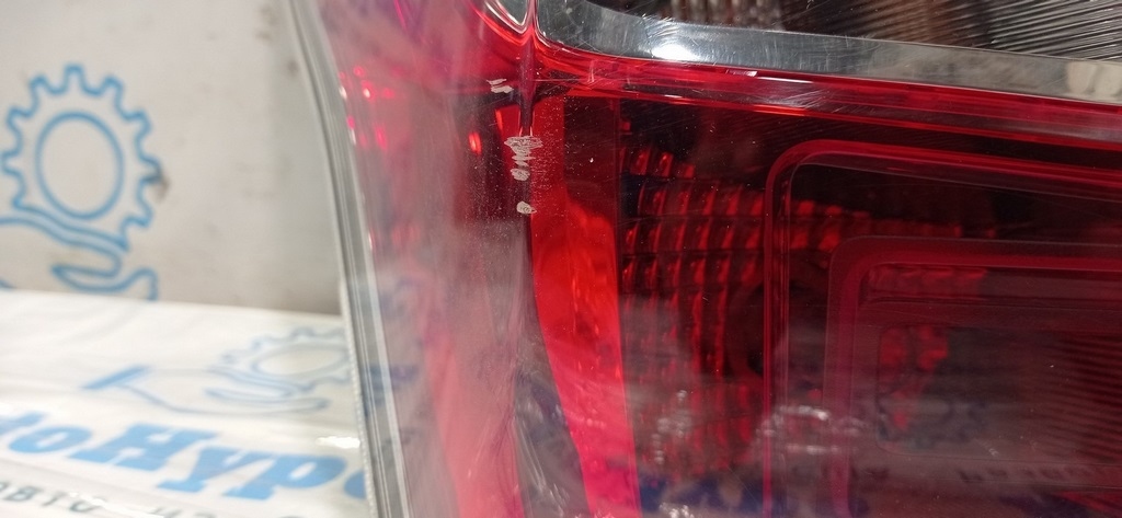 Фонарь левый Subaru Forester 14-16 SJ дорест (03) царапина — фото 2