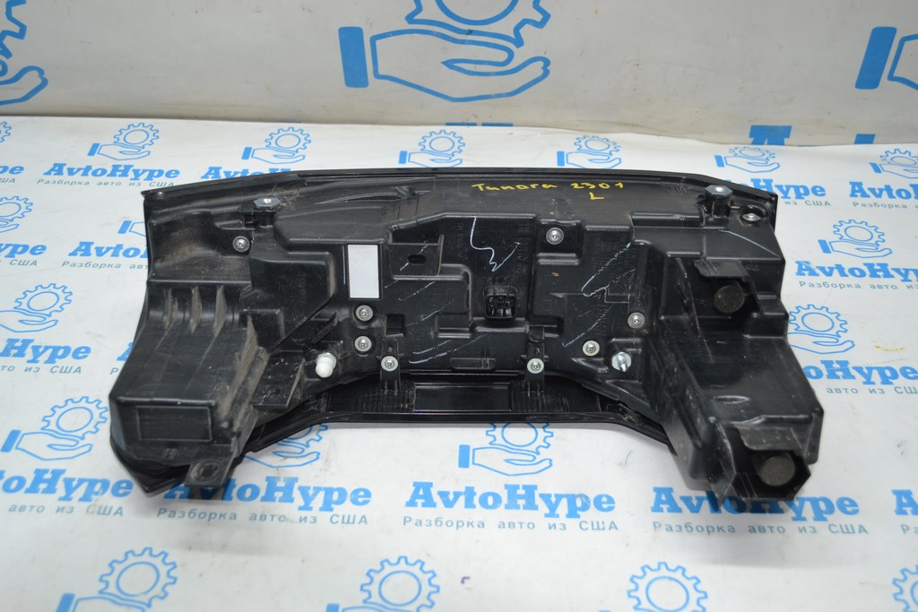 Фонарь левый Toyota Tundra 22- (01) — фото 2