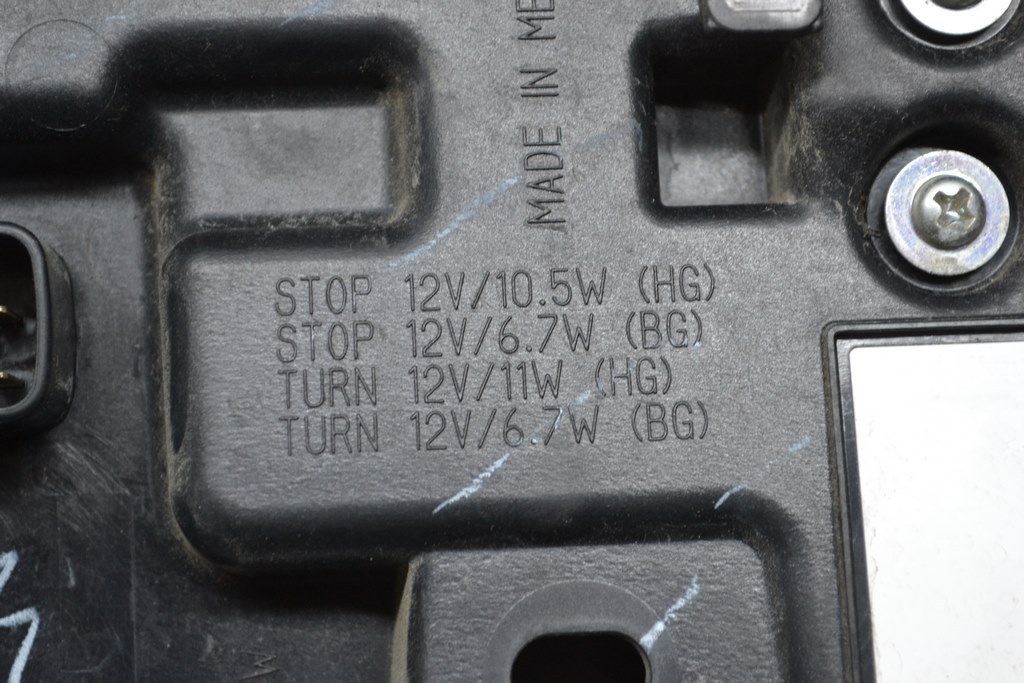 Фонарь левый Toyota Tundra 22- (01) — фото 3