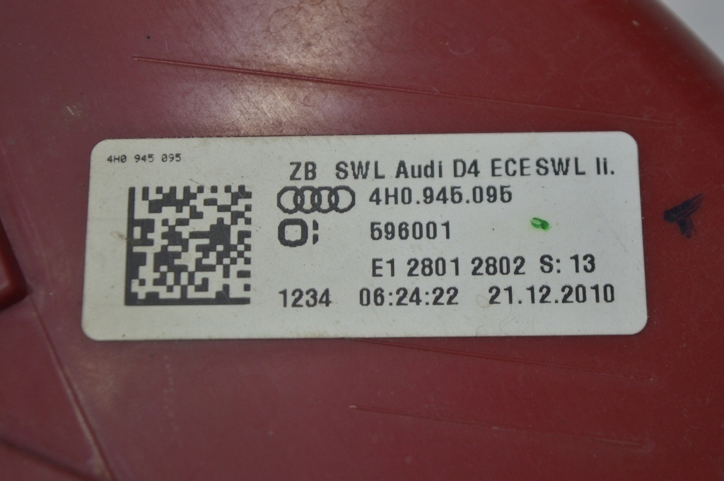 Фонарь внешний (крыло) левый Audi A8 D4 10-14 (01) европа — фото 3