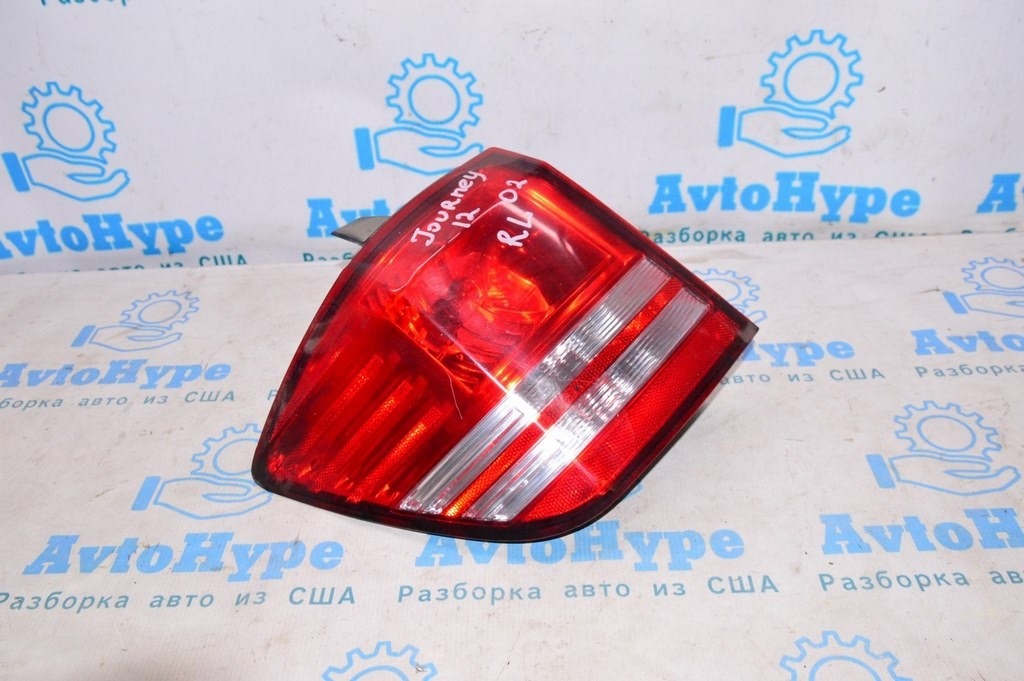 Фонарь внешний (крыло) левый Dodge Journey 11- LED (02)