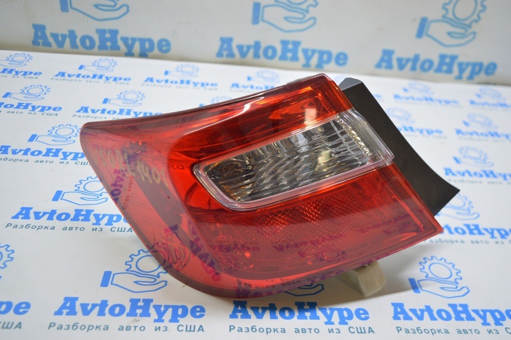 Фонарь внешний (крыло) левый Toyota Camry v50 12-14 европа 8156133550 (01)