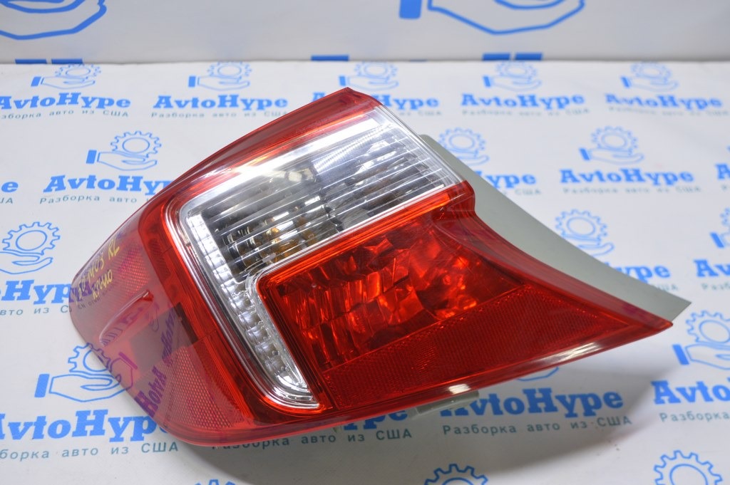 Фонарь внешний (крыло) левый Toyota Camry v50 12-14 usa (03) неориг TYC