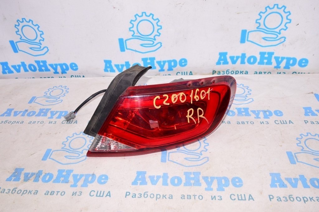 Фонарь внешний (крыло) правый Chrysler 200 15-17 (01)