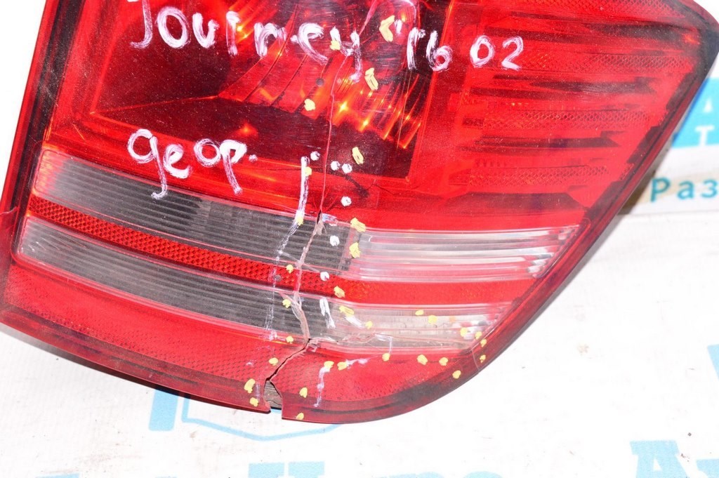 Фонарь внешний (крыло) правый Dodge Journey 11- LED (02) разбит на зч — фото 2