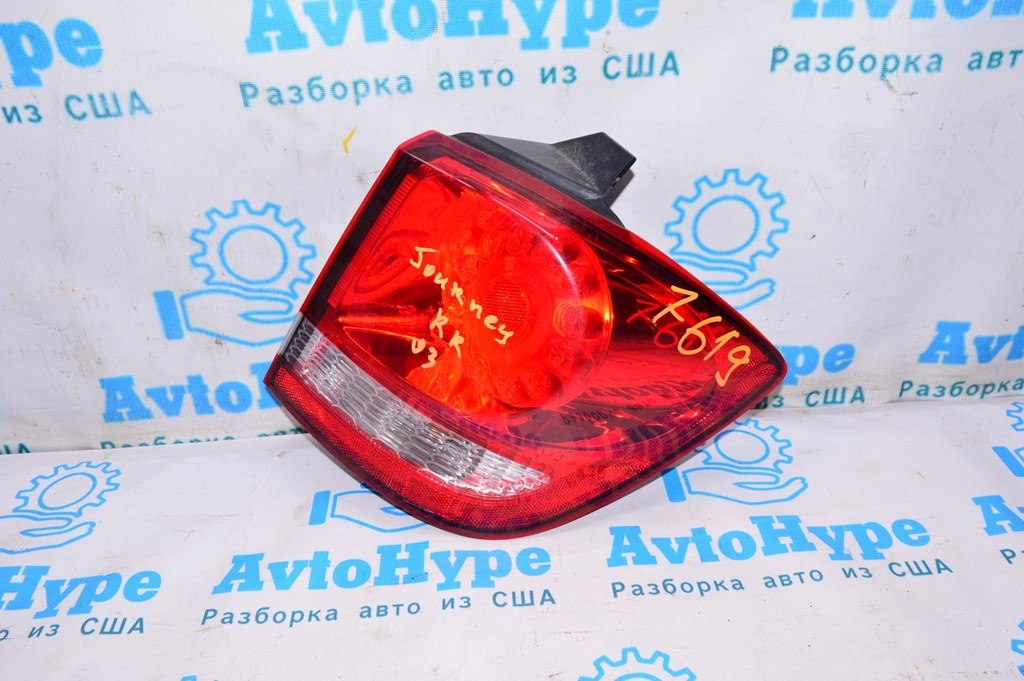 Фонарь внешний (крыло) правый Dodge Journey 11- LED (03)
