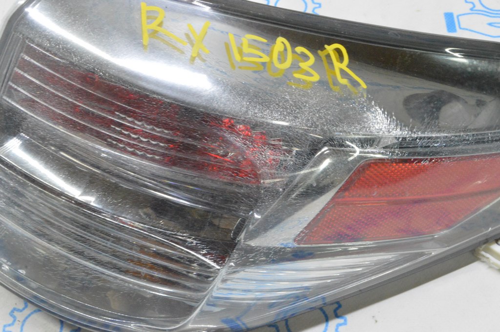 Фонарь внешний крыло правый Lexus RX350 10-12 дорест (03) паутинка — фото 2