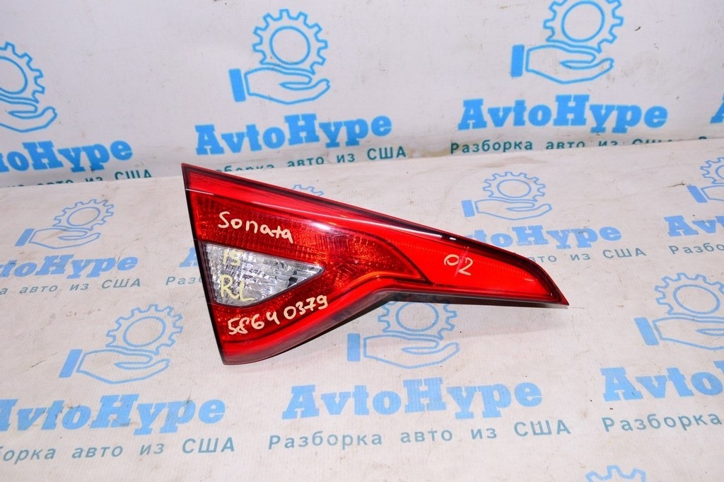 Фонарь внутренний (крышка багажника) левый Hyundai Sonata 15-17 usa лампа (02)