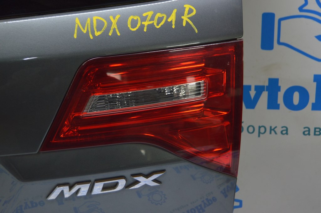 Фонарь внутренний (крышка багажника) правый Acura MDX 07-09