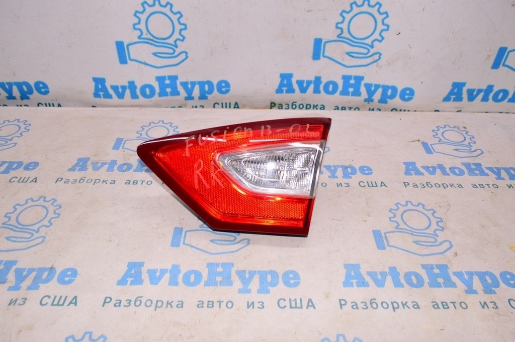 Фонарь внутренний крышка багажника правый Ford Fusion mk5 13-16 (02)