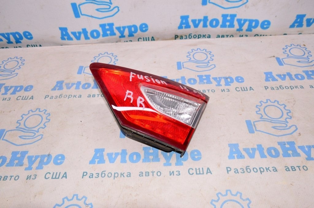 Фонарь внутренний крышка багажника правый Ford Fusion mk5 13-16 (04)
