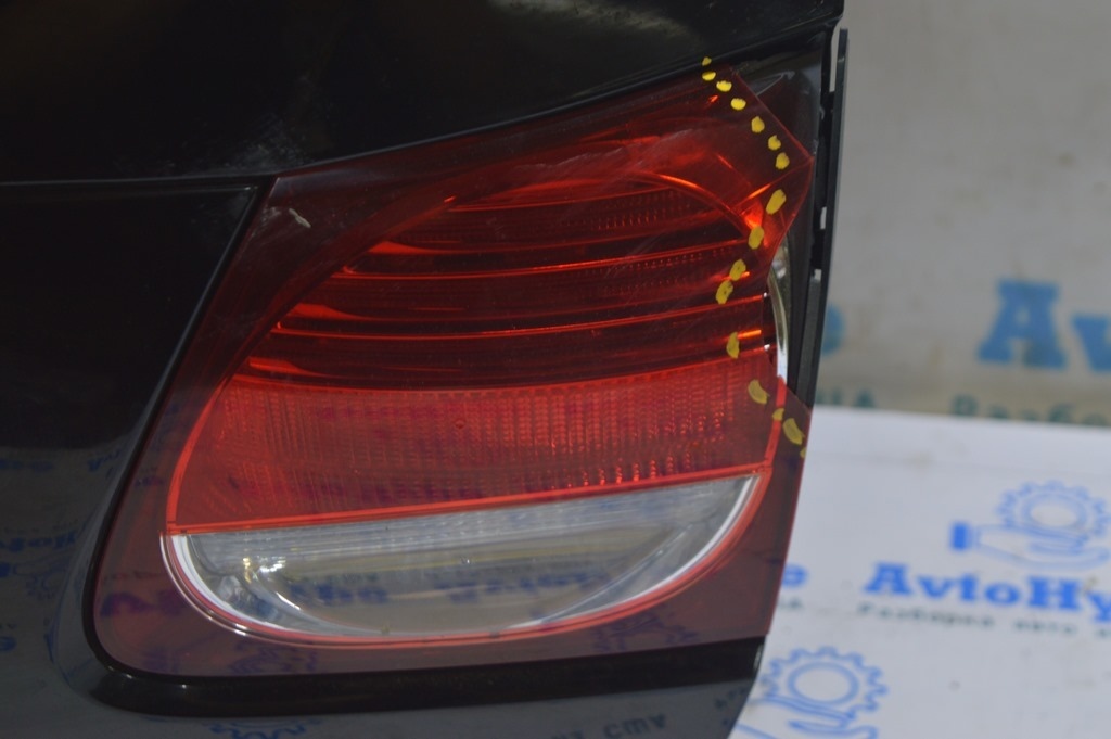 Фонарь внутренний крышка багажника правый Lexus GS300 GS350 GS430 06-11 (02) нет фрагмента