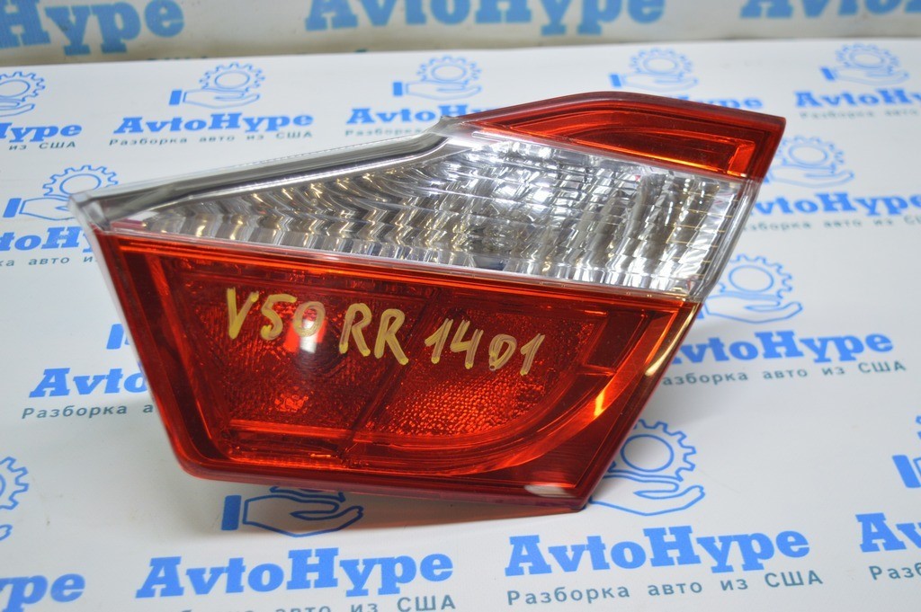 Фонарь внутренний (крышка багажника) правый Toyota Camry v50 12-14 европа koito 33-144 (01)