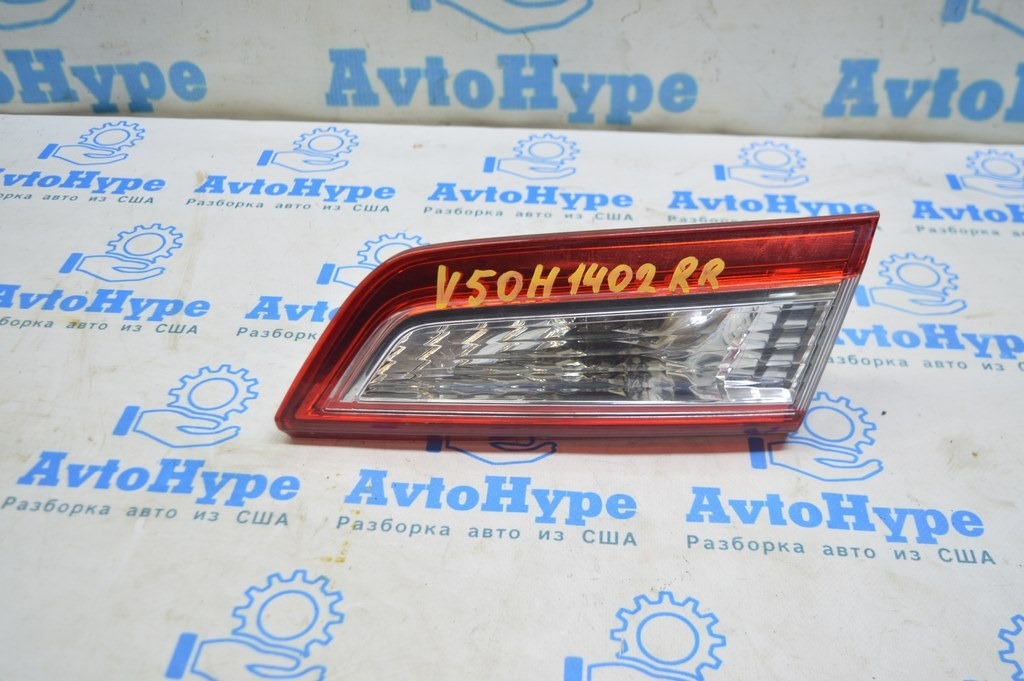 Фонарь внутренний (крышка багажника) правый Toyota Camry v50 12-14 usa