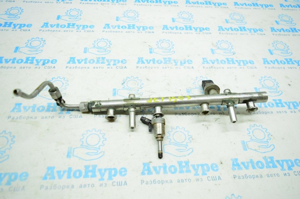 Форсунка (распылитель) VW Jetta 11-18 USA 1.8T