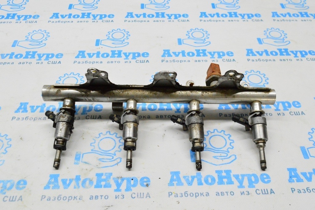Форсунка (распылитель) VW Tiguan 09-17
