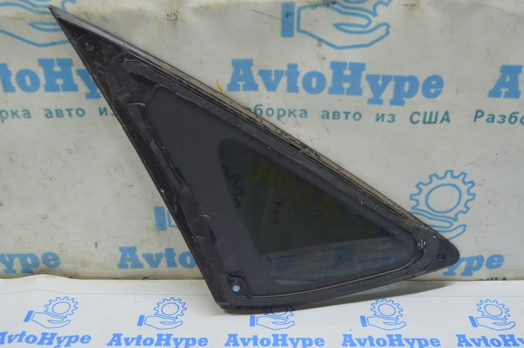 Форточка глухое стекло задняя правая Lexus RX300 RX330 RX350 RX400h 04-09 с молдингом — фото 3