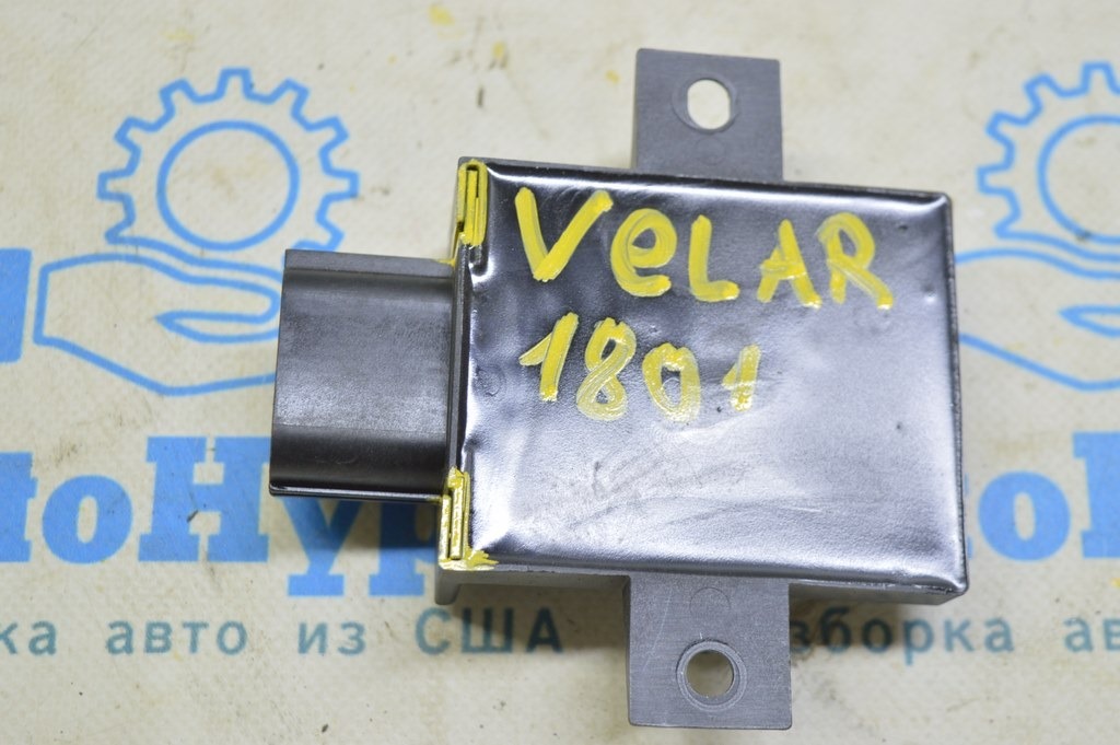 FUEL PUMP CONTROL MODULE Range Rover Velar L560 17- (01)