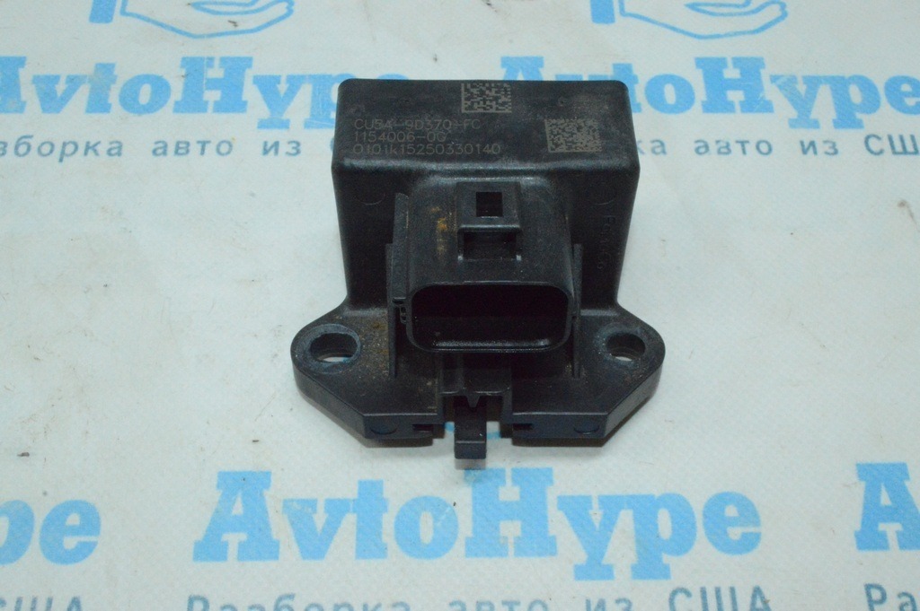 Fuel pump control реле топливного насоса Ford Escape MK3 13- (09) — фото 2
