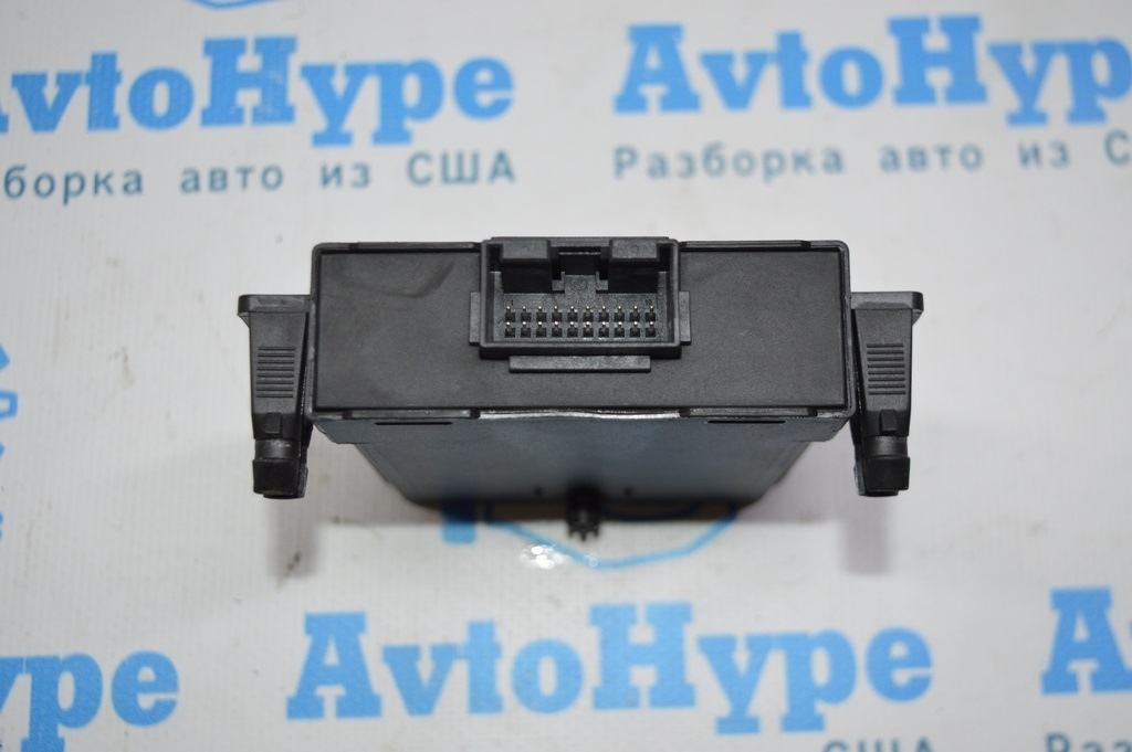 GATEWAY CONTROL MODULE VW Passat b7 USA (05) — фото 3