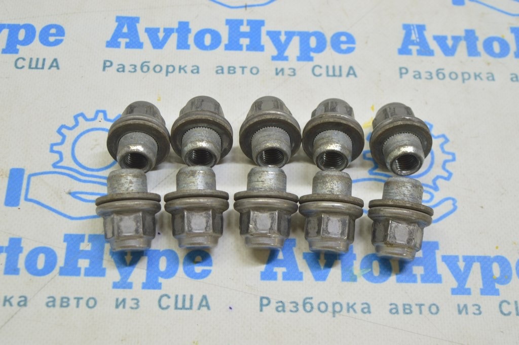 Гайка колесная Toyota Sienna 11-20