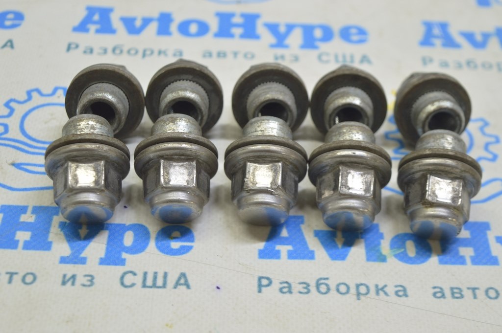 Гайка колесная Toyota Sienna 11-20 — фото 2