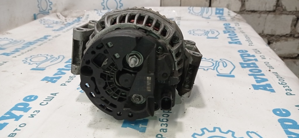 Генератор VW Tiguan 09-17 (01) деф.шкива