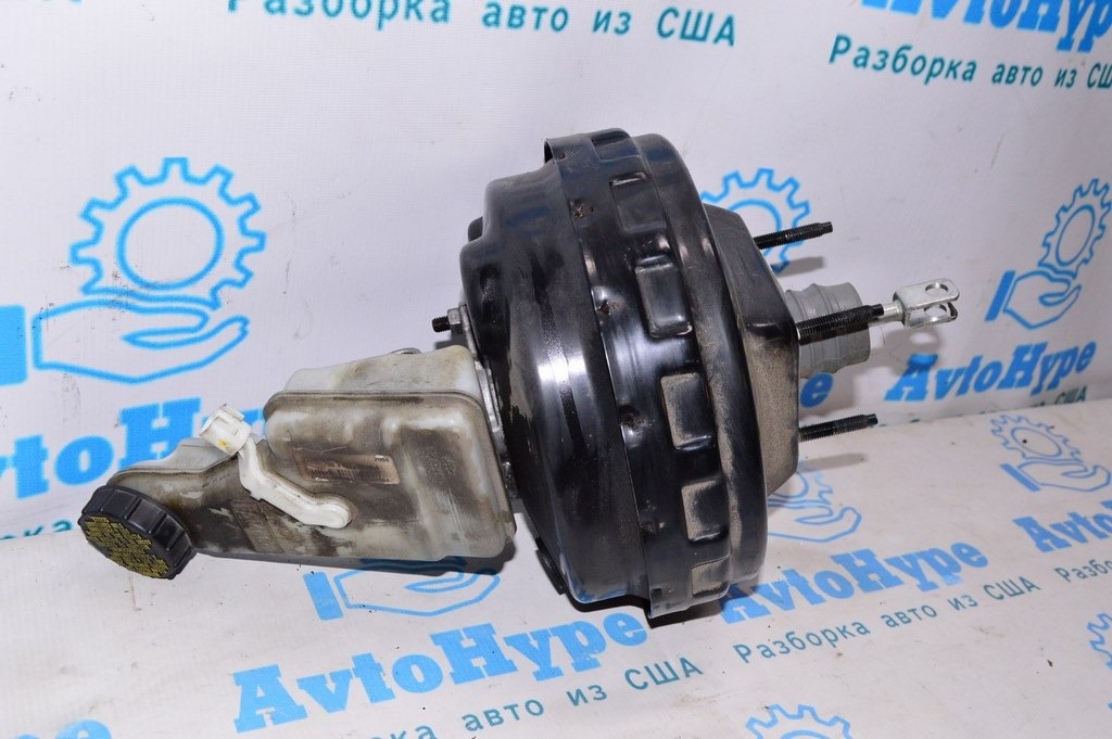 Главный тормозной цилиндр Ford Focus mk3 11-18