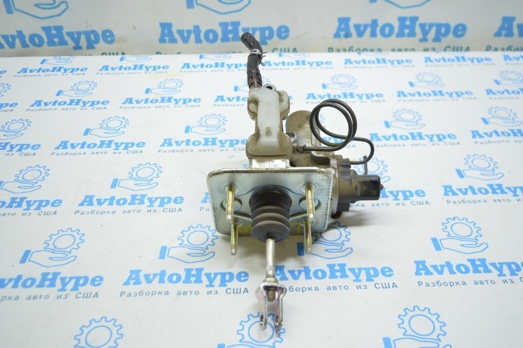 Главный тормозной цилиндр Lexus LS460 LS600h 07-12 138110-10440
