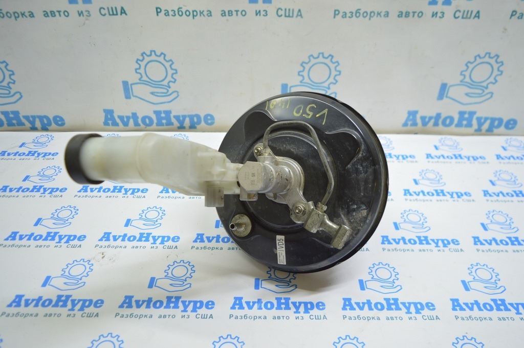 Главный тормозной цилиндр с бачком Toyota Camry v50 12-14 usa\euro