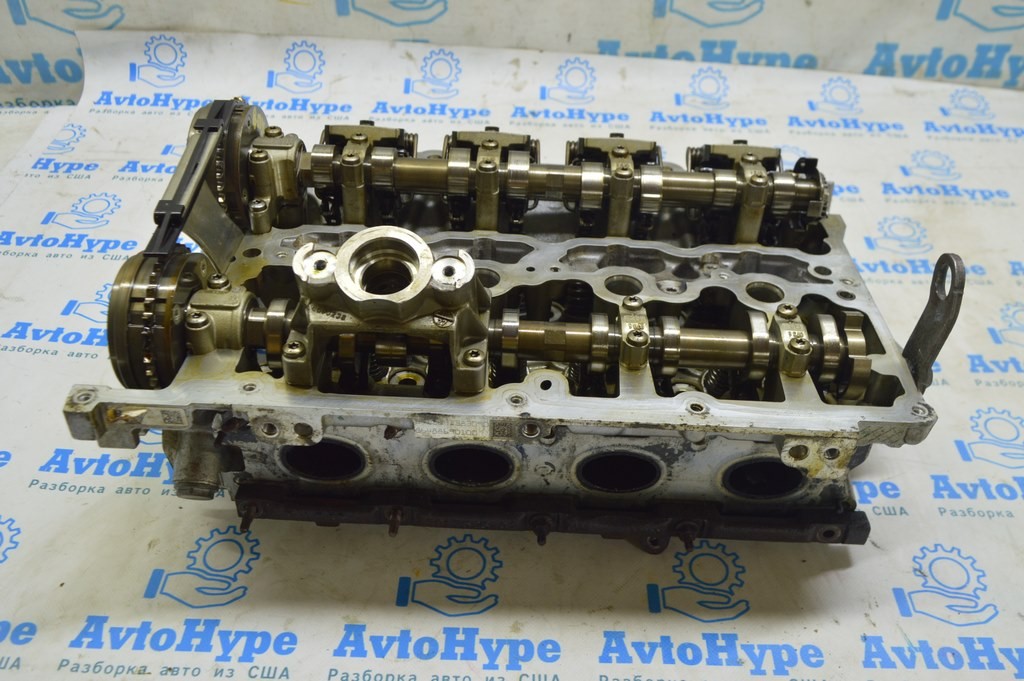 Головка блока цилиндров BMW X1 F48 16-22 B46 в сборе, с форсунками (01)