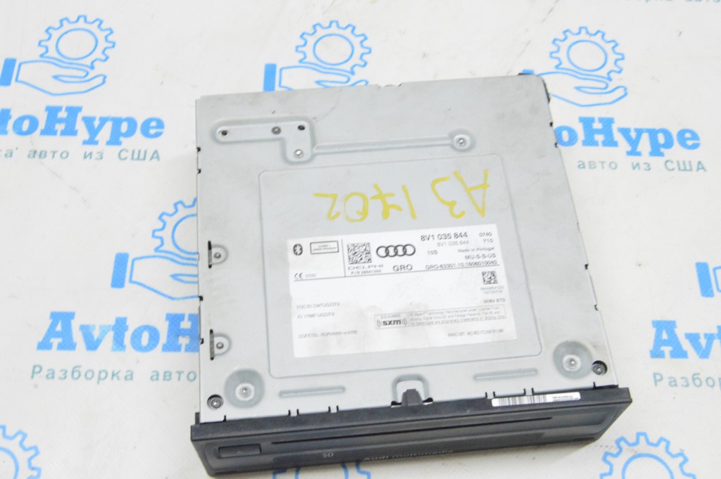 Головное устройство, магнитофон радио Audi A3 8V 15-20 4d (02)