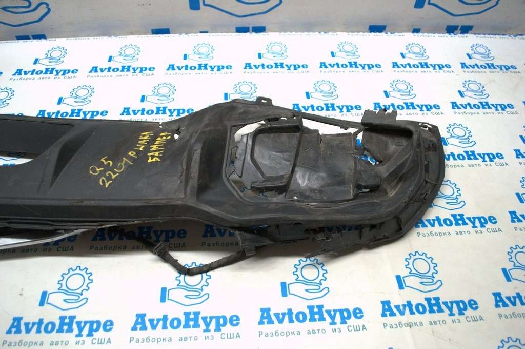 Губа заднего бампера Audi Q5 80A 21-24 черн под фаркоп, S-Line (01) только половина правой ч — фото 3