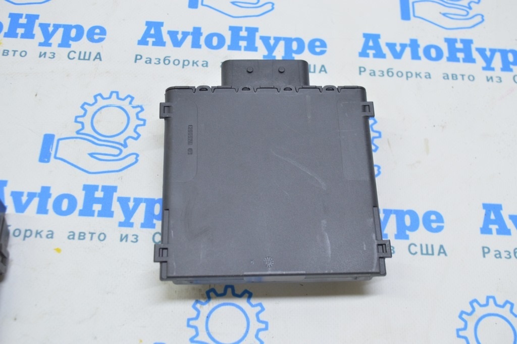 Heated Windshield Windscreen Control Module VW Touareg 18- (01) — фото 3