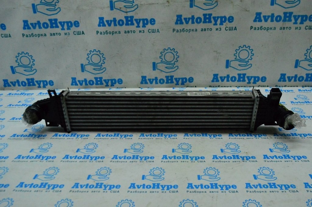 Интеркулер Ford Escape MK4 20- 1.5 (01)