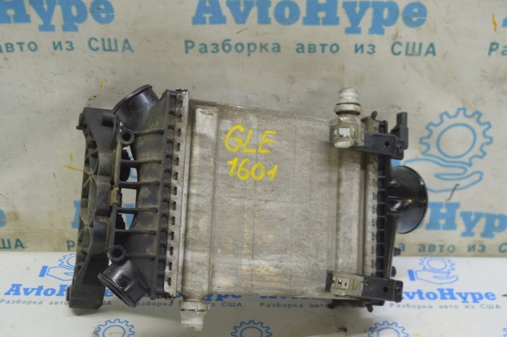 Интеркулер Mercedes GLE-class C292 15-19 3.0 с датчиком