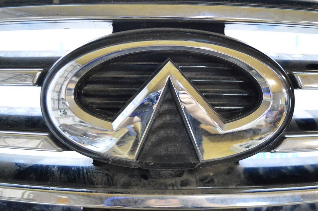 Камера передняя Infiniti JX35 QX60 13- (01)
