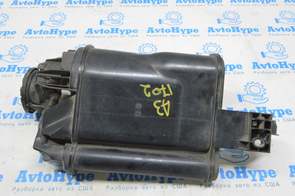 Канистра с углем абсорбер Audi A3 8V 15-20 1.8T, 2.0T (02)