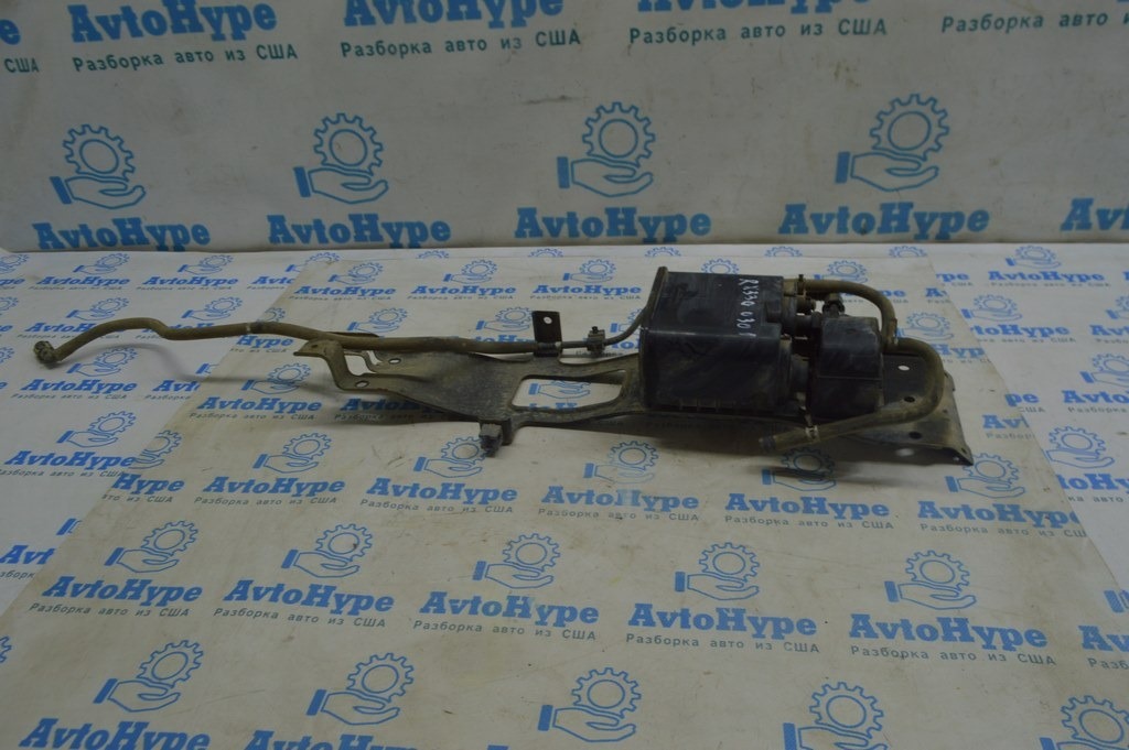 Канистра с углем абсорбер Lexus RX300 RX330 RX350 04-09 (01)