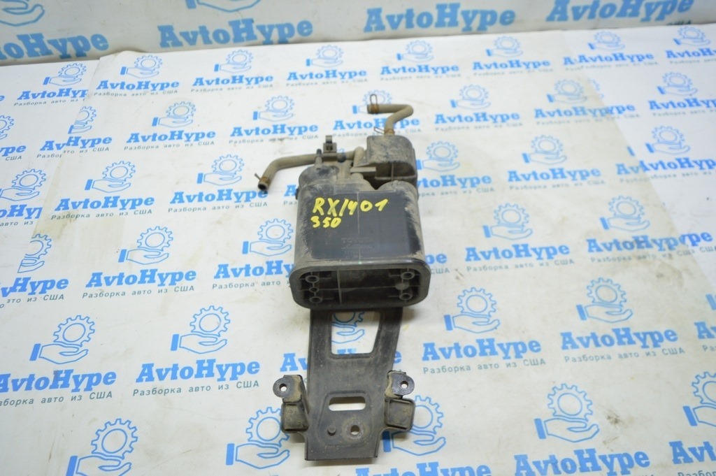 Канистра с углем абсорбер Lexus RX350 10-15 (01) 77740-0E030