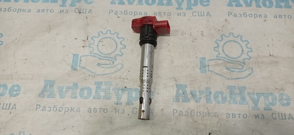 Катушка зажигания VW Tiguan 09-17 (06) красная