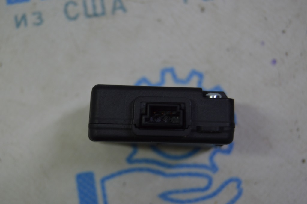 Keyless Antenna Receiver Jaguar I-Pace 19-25 — фото 3