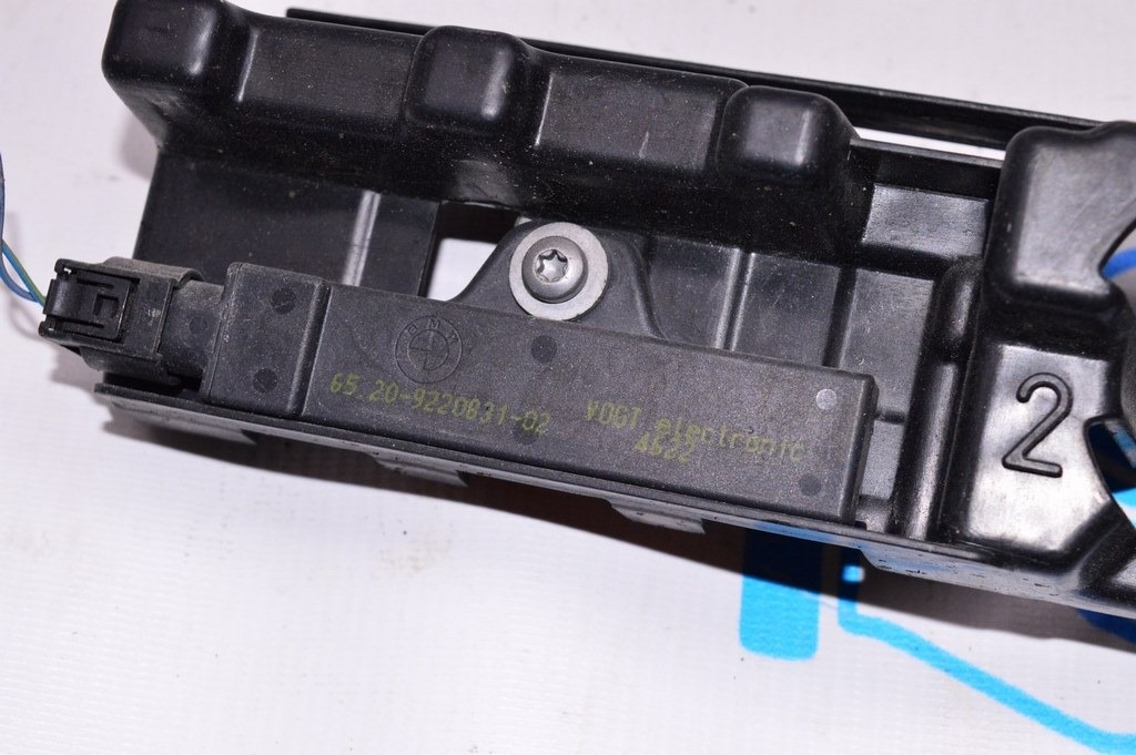 Keyless Entry Sensor BMW 3 F30 12-19 (01) на креплении бампера зад прав