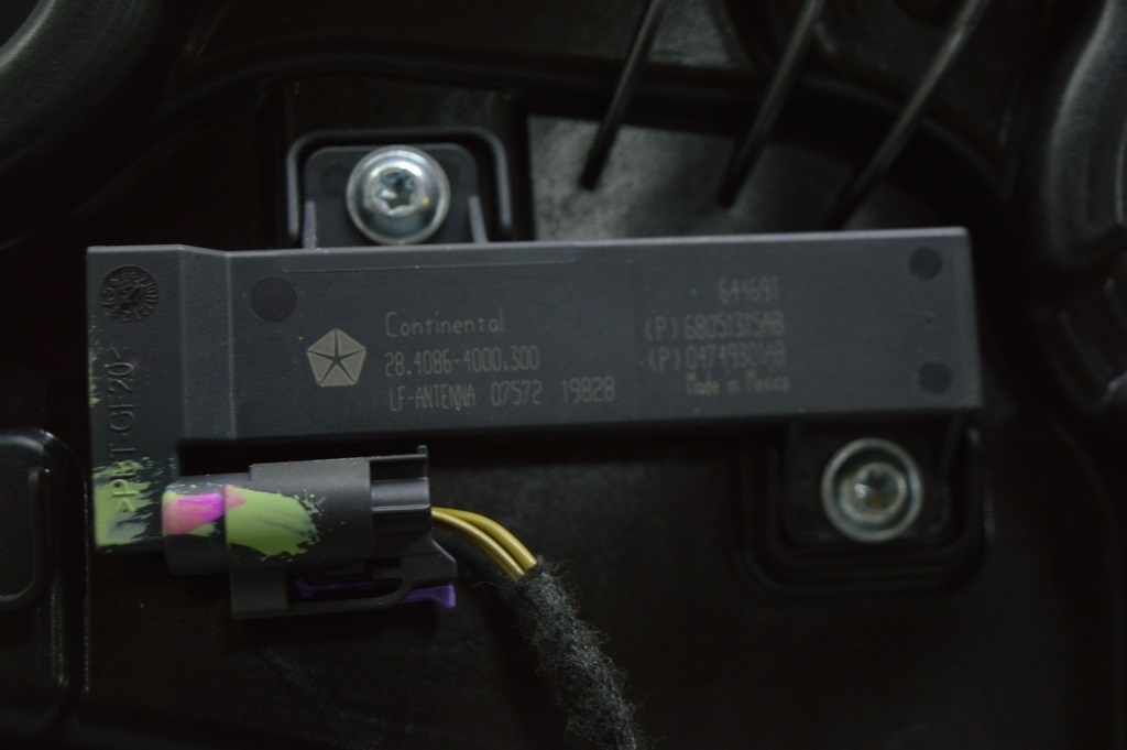 Keyless Passive Entry Antenna Jeep Compass 17- дверная (01)