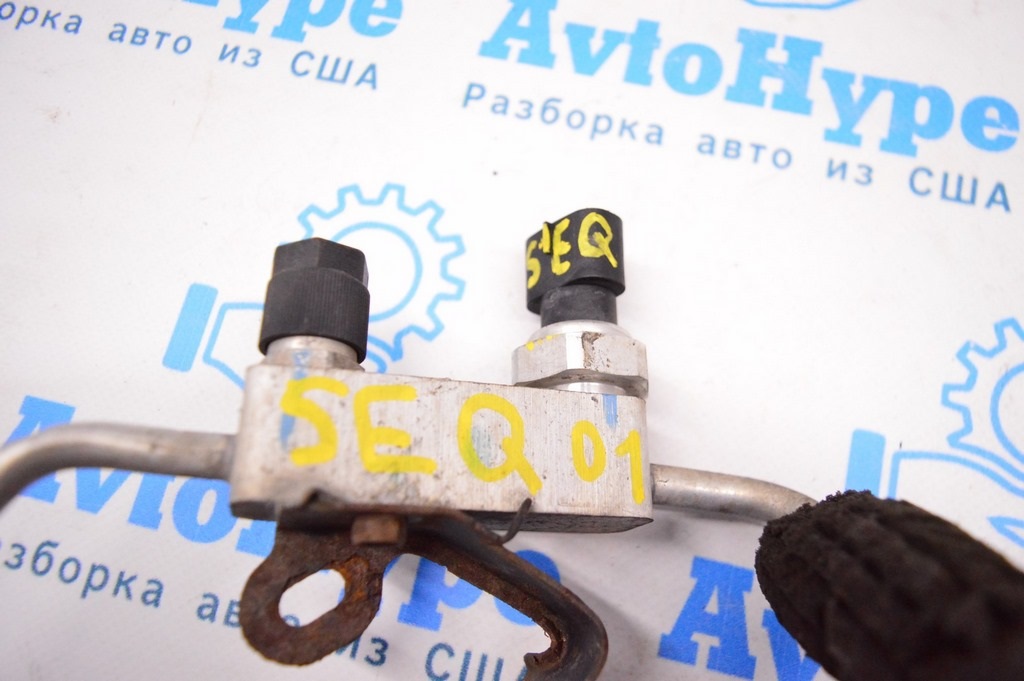 Клапан давления фреона Toyota Sequoia 2008-2022 (01)